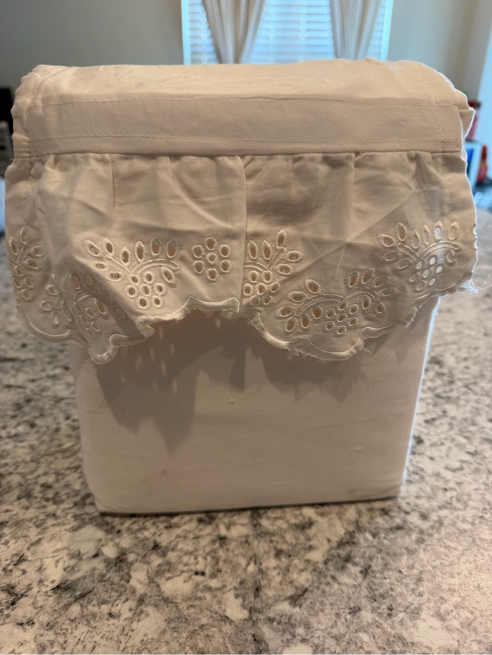 Target Off White Eyelet Sheet Set with Scalloped Embroidery - King